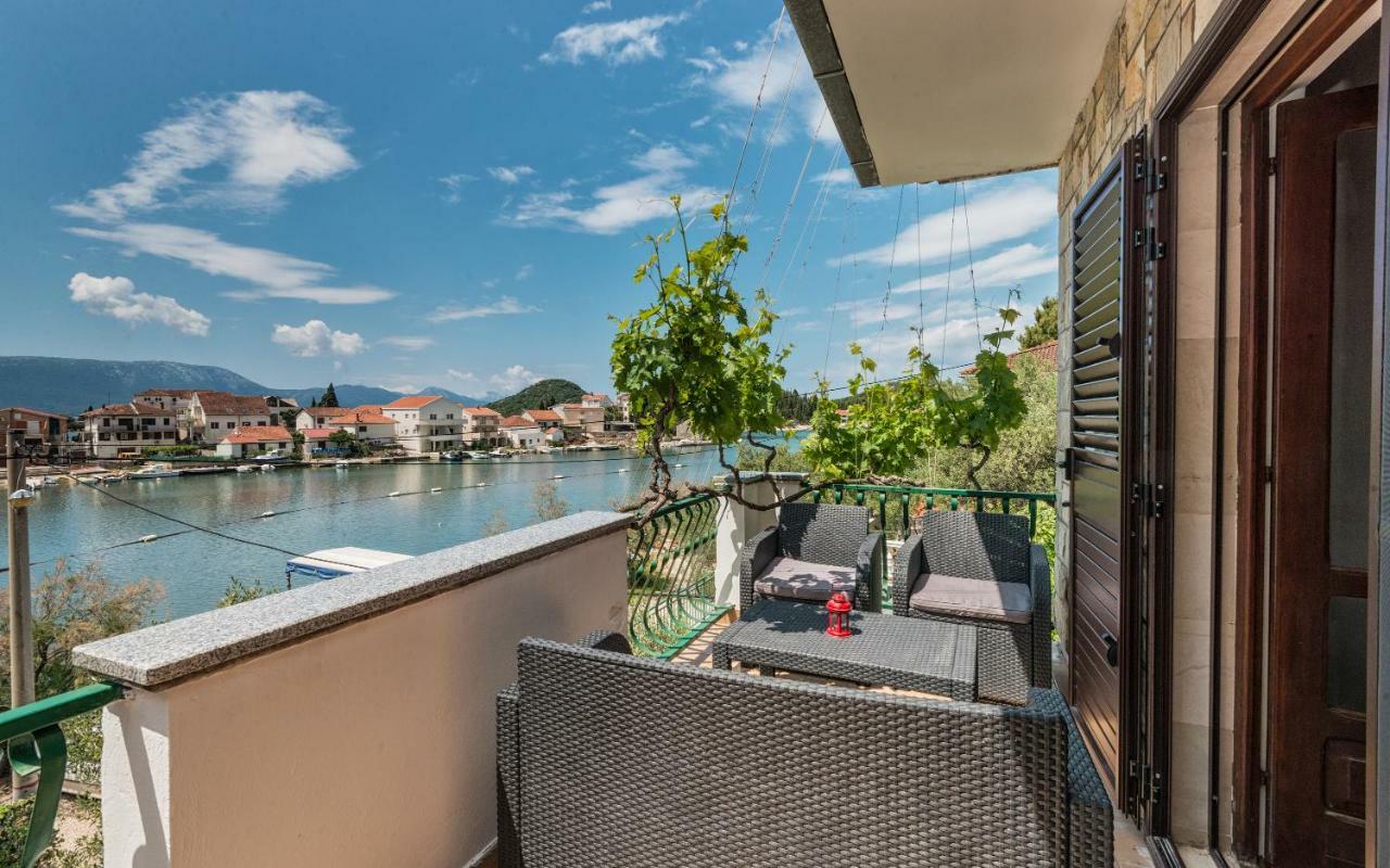 Apartments Azzurro Блаце Экстерьер фото